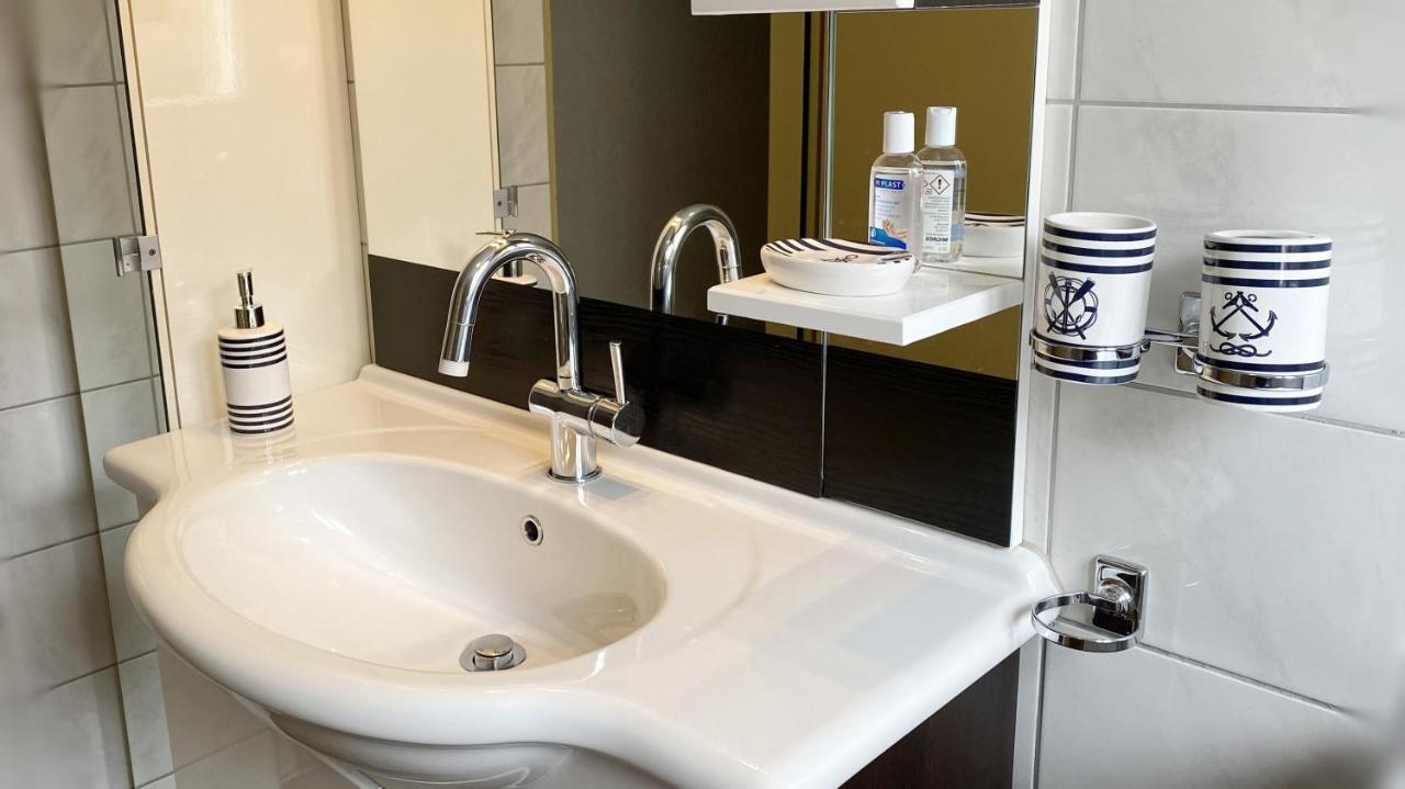 Holiday Apartments Falke برينز المظهر الخارجي الصورة